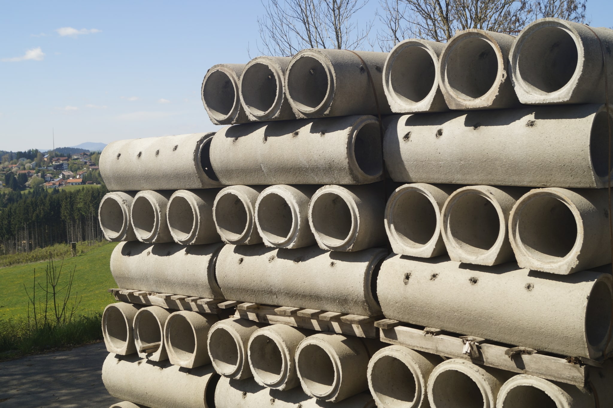 Betonrohre und Betonschachtringe - bachl.de
