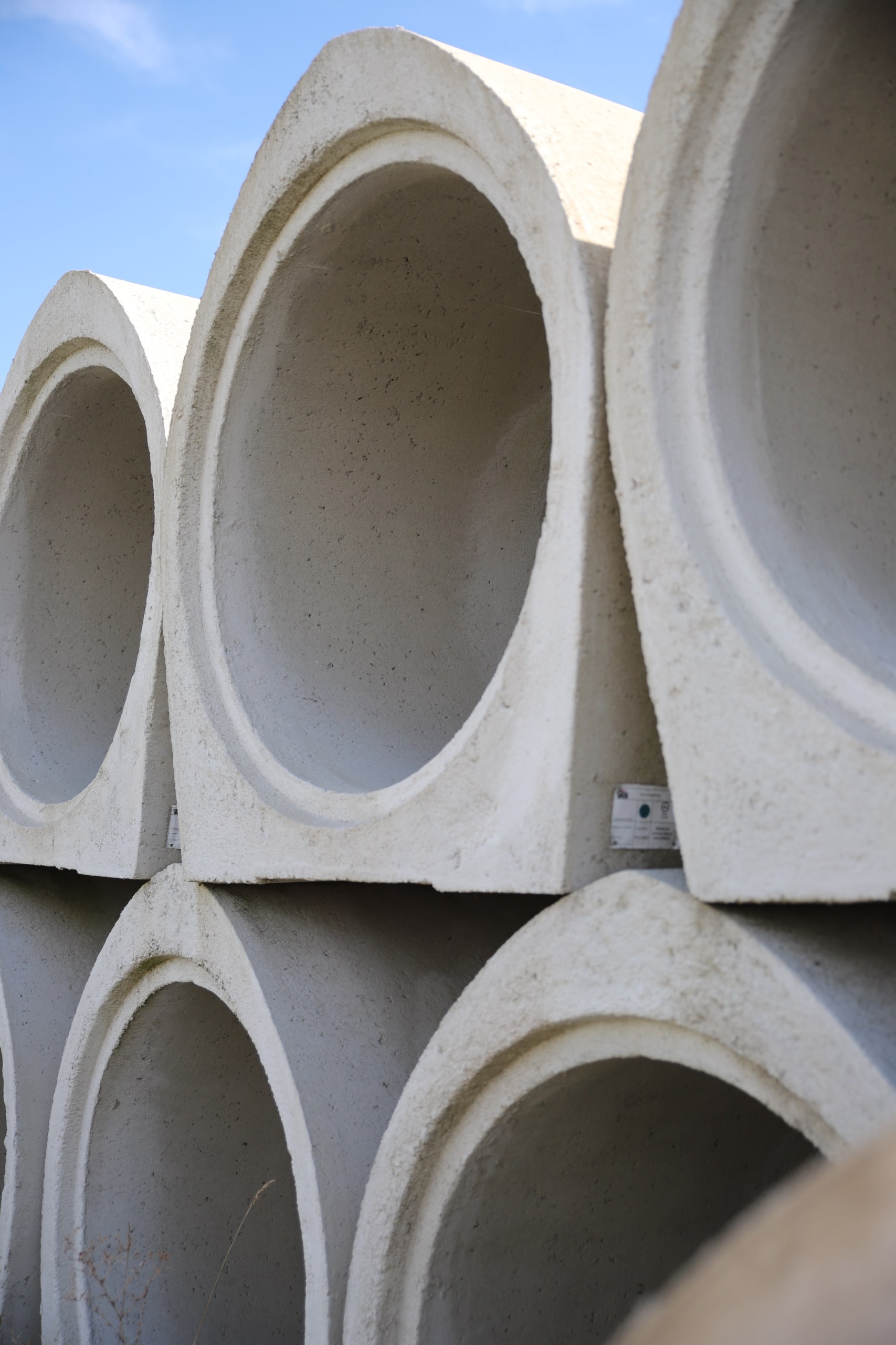 Betonrohre und Betonschachtringe - bachl.de